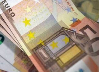 Τα τρία σενάρια της κυβέρνησης για την επιστρεπτέα προκαταβολή