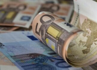 Κοινωνικό μέρισμα: H τροπολογία αποκαλύπτει νέους δικαιούχους για το έκτακτο επίδομα 250 ευρώ