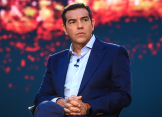 Για τσίπουρα και μεζέδες σε χωριό των Τρικάλων ο Αλέξης Τσίπρας – Με ποιους ήταν στο τραπέζι (Εικόνα)