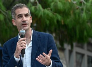 Εισβολή στην Ουκρανία: «Ζούμε την 11η Σεπτεμβρίου της Ευρώπης» είπε ο Μπακογιάννης στη La Repubblica