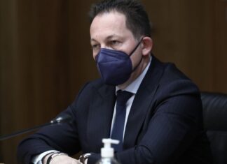 Πέτσας: Ακραία κίνηση η διακοπή ρεύματος, θα αφορά μόνο στρατηγικούς κακοπληρωτές