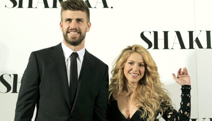 Shakira presents new album
