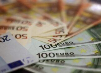 Ποιοι φορείς του Δημοσίου έχουν τα μεγαλύτερα «φέσια» σε ιδιώτες – Στα 2,5 δισ. το χρέος