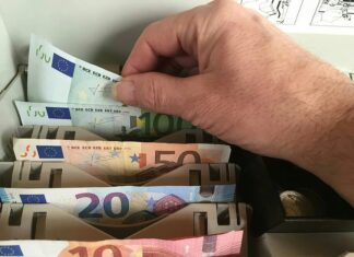 Χρέη στα Ταμεία: Έρχεται ρύθμιση για εξόφληση σε 24 έως 48 δόσεις – Πότε ενεργοποιείται η διαδικασία