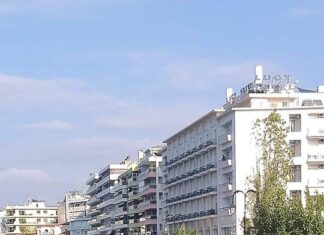 Η λαοθάλασσα της Χαλκίδας για τις ανεμογεννήτριες, είναι το δεύτερο κοινωνικό μήνυμα της Εύβοιας μετά τη φωτιά