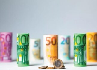 Ξεκαθαρίζουν τη λίστα μεγαλοοoφειλετών για να σβηστούν χρέη 80 δισ. ευρώ