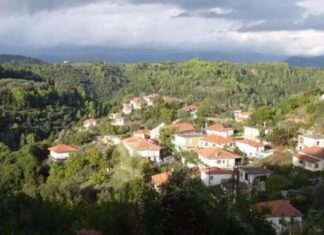 Αυτό είναι το αμαρτωλό χωριό της Αρκαδίας όπου οι άντρες συζούσαν με σύζυγο και ερωμένη