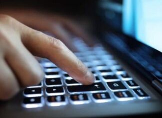 Έρευνα: Δύο στα τρία παιδιά έχουν υποστεί σεξουαλική «βλάβη» στο διαδίκτυο