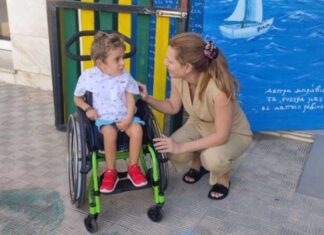 Ο μικρός Παναγιώτης Ραφαήλ πήγε πρώτη μέρα στο σχολείο: «Είπε τα νέα του στην δασκάλα»