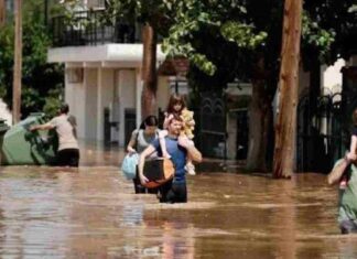 Εισπρακτικές εταιρείες πιέζουν τους πλημμυροπαθείς της Θεσσαλίας να εξοφλήσουν τις οφειλές τους