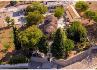 ΜΟΝΗ ΑΓΙΟΥ ΓΕΩΡΓΙΟΥ ΑΡΜΑ: Πανηγύρι με ευλογημένο φαγητό