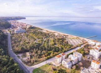Κάμπινγκ Αγίας Τριάδας: Επιλέξιμος επενδυτής η Matenisa Trading – Στα 19,5 εκατ. ευρώ το τίμημα