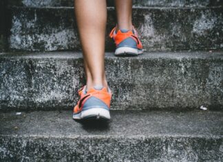 Ena Athletics: Η ελληνική startup που «μπαίνει» στα αθλητικά παπούτσια