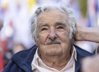 Χοσέ Μουχίκα: Ο κόσμος αποχαιρετά τον φτωχότερο και πιο ανθρώπινο πρόεδρο του κόσμου
