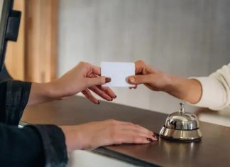 Θεσσαλονίκη: Στο «τιμόνι» της Ένωσης Ξενοδόχων για τέταρτη θητεία ο Α. Μανδρίνος -Το νέο ΔΣ της ΕΞΘ