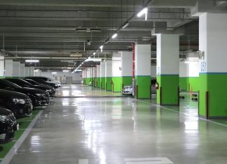 Το χρυσό πάρκινγκ στο Κολωνάκι