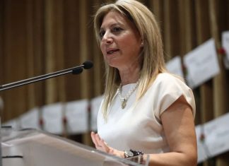Το άδοξο τέλος της πολιτικής καριέρας Καρυστιανού