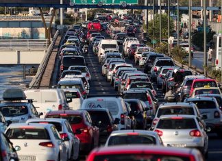 Σούπερ μάρκετ: Η «μάχη» μεταφέρεται στο πεδίο των logistics – Οι επενδύσεις που ετοιμάζουν