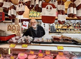 Ο Αράμ αναβιώνει το αξεπέραστο παλιό μπακάλικο που χάθηκε