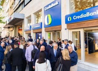 CrediaBank: Εγκαίνια για το ανανεωμένο κατάστημα στην Πανεπιστημίου