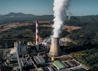 Κλείνουν τον λιγνίτη και επενδύουν στο LNG: Το στοίχημα και οι αντιφάσεις της κυβερνητικής πολιτικής