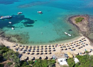 Ένας εξωτικός προορισμός για μπάνιο 2,5 ώρες από την Αθήνα