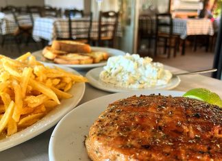 Για την ταβέρνα του Μπατζάβαλη αξίζει να οργανώσεις εκδρομή