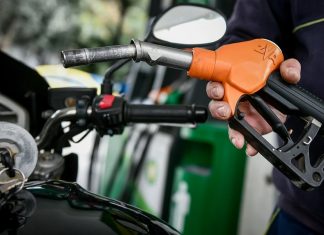 Καύσιμα στα ύψη: Στο τραπέζι νέα επιδότηση στο ντίζελ – Σχέδιο παρέμβασης αν οι τιμές συνεχίσουν την άνοδο