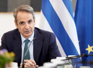 Τα τρία στοιχήματα του Σεπτεμβρίου: μείωση τιμών, το πακέτο της ΔΕΘ και η λήξη του Ταμείου Ανάκαμψης