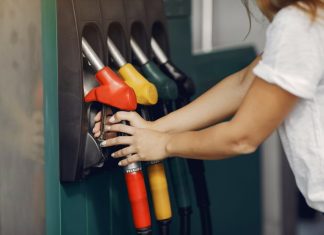 “Γκάζι” 50% στο κόστος των χερσαίων μεταφορών από το ράλι των καυσίμων